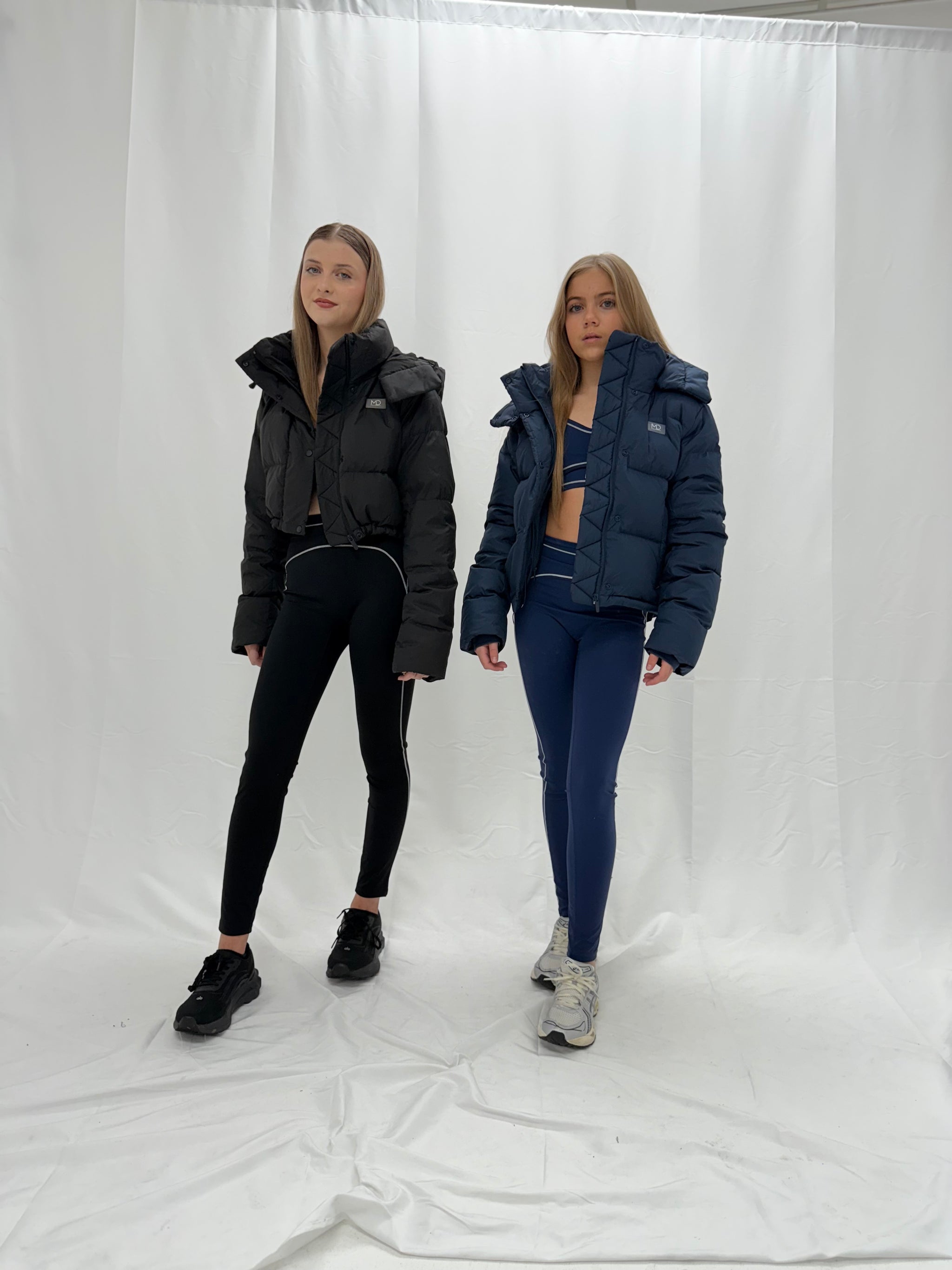 Ola Track Navy 4 tier coat