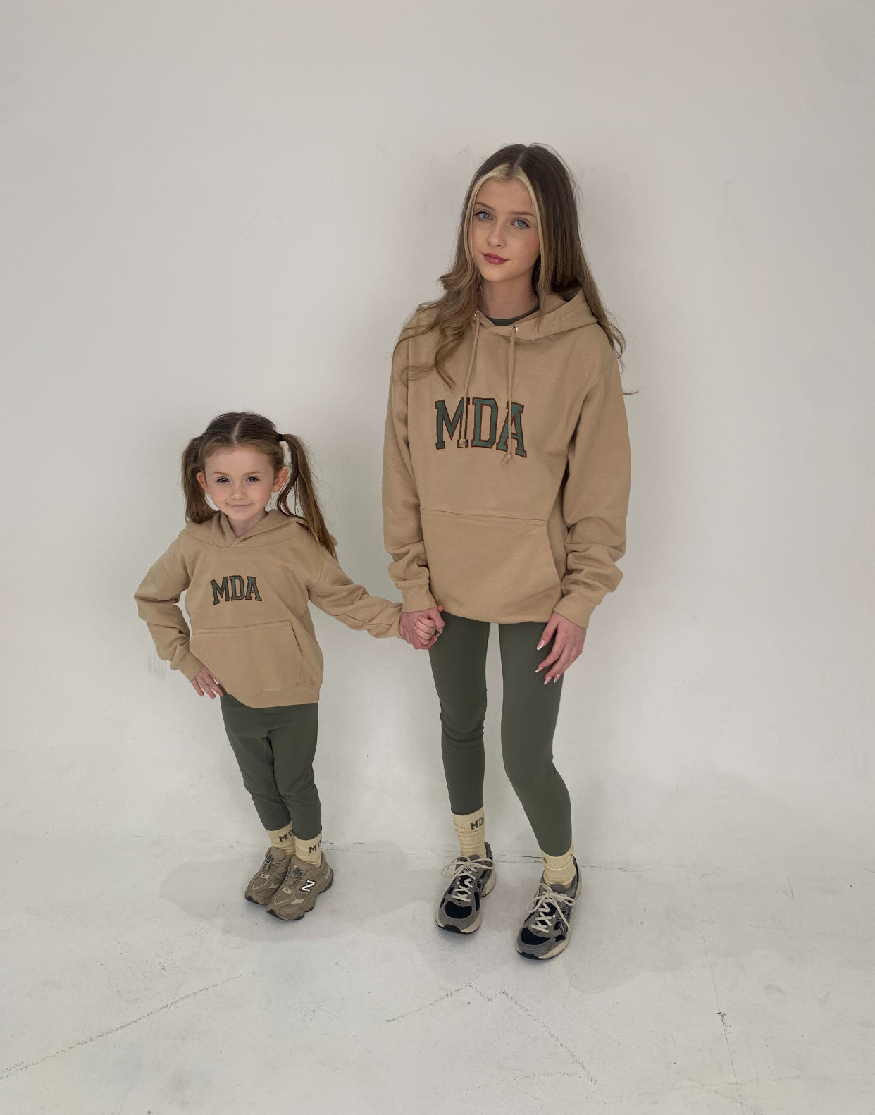 MDA kids Hoodie beige & olive green