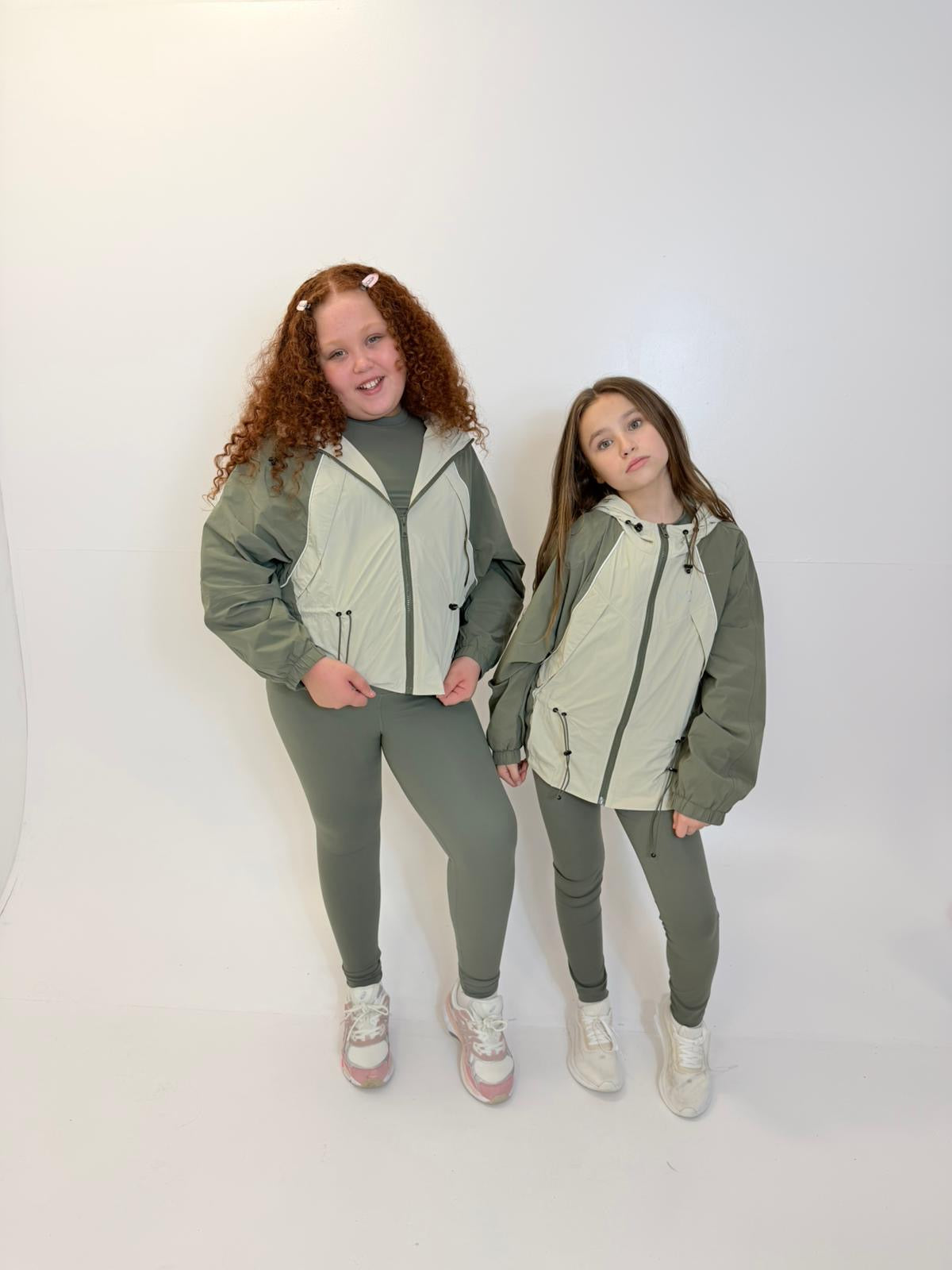 Run long windbreaker